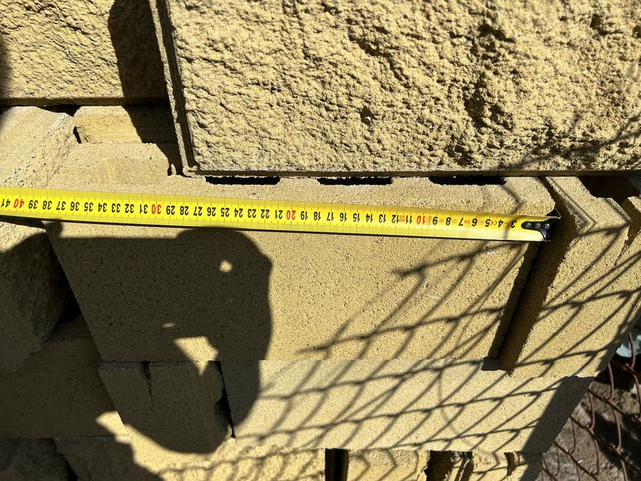 Блоки рвані для огорожі