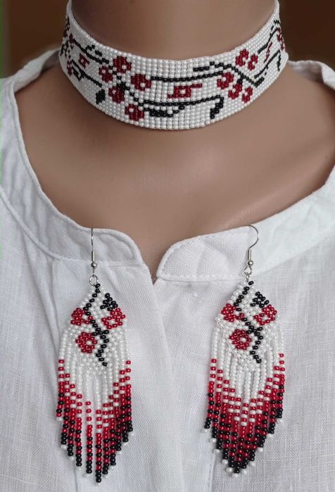 Гердани і прикраси з знижкою 25%