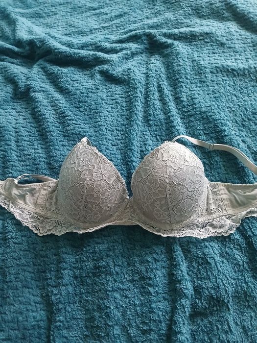 H&M stanik biustonosz 70D