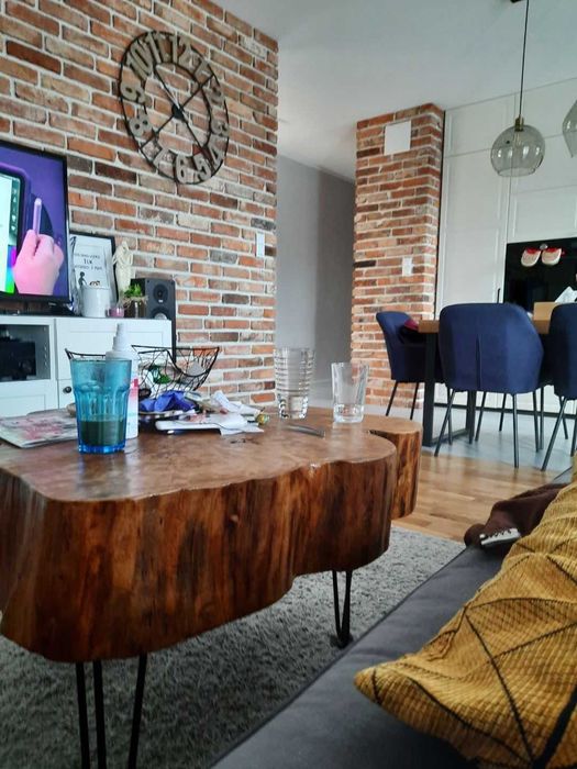 Płytki ze starej cegły, narożniki, retro, vintage.