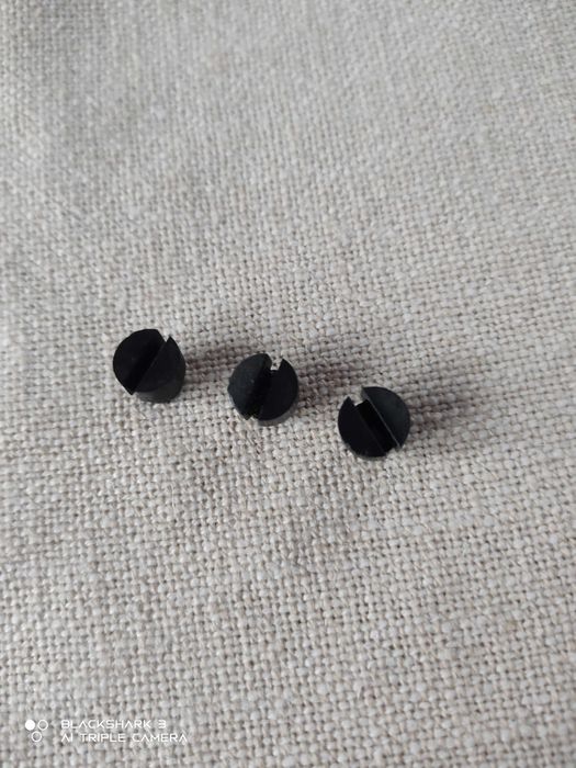 Wsporniki płytki b5 do radiatora w Radmor 5412