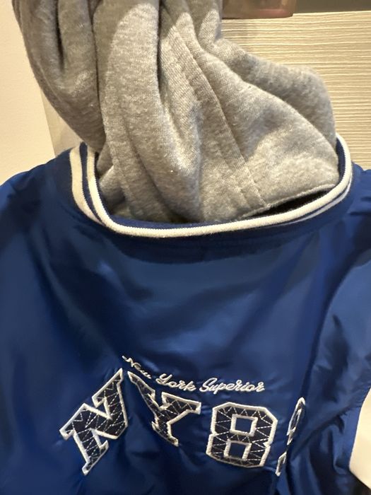 Продам дитячу куртку-бомбер New York Athletics