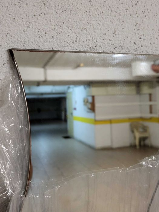 Espelhos em forma de onda