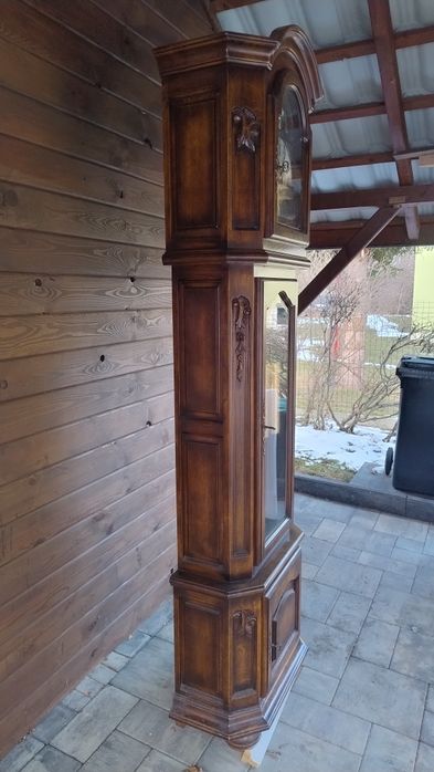 Stary zegar stojący kwadransowiec dębowy rzeźbiony