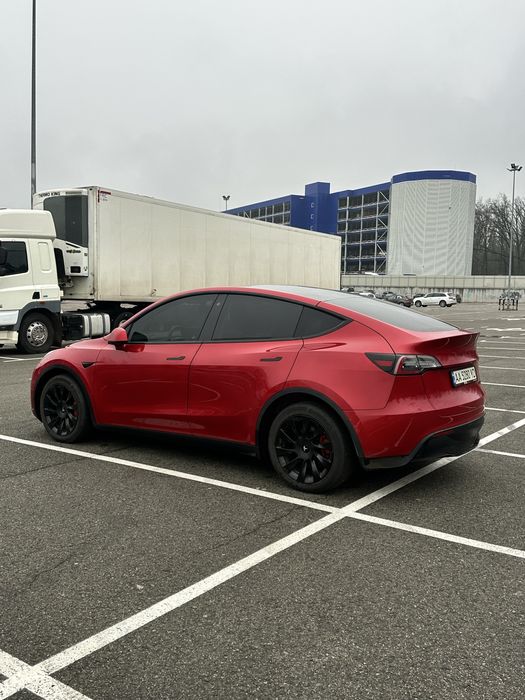 Tesla Model Y 2020