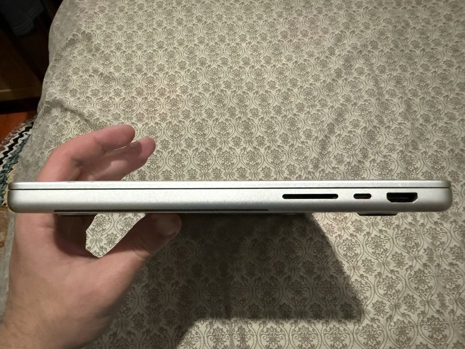 MacBook Pro 14 M1 Pro 32Gb/1Tb | 99% Battery | Space Gray