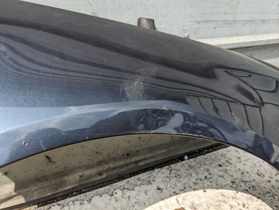 Volkswagen Passat B6 Błotnik Prawy Przedni Prawy Przód Lakier LC5F