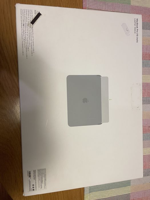 Etui MacBook Pro Leather Sleeve futeral