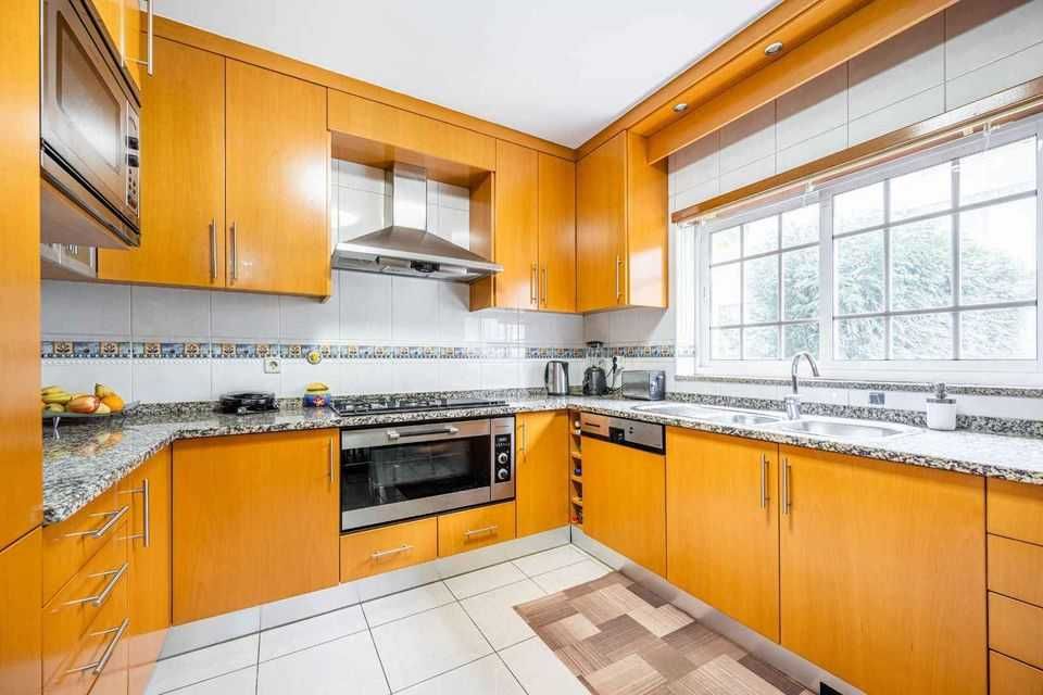 Moradia T5 em São Victor, €575.000