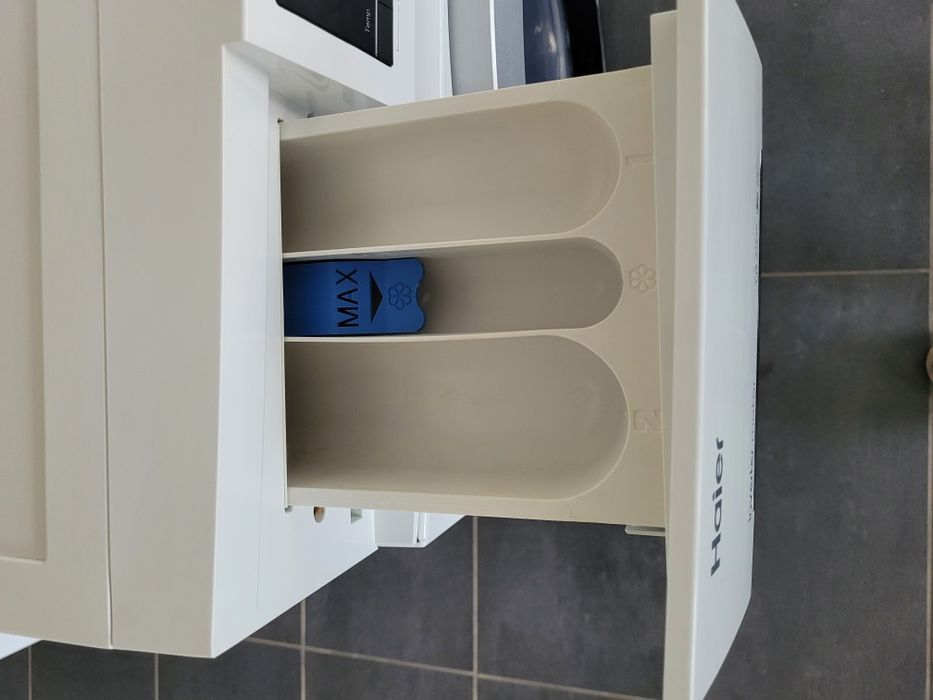 Sprzedam pralkę firmy Haier 7 kg 1400 obr slim