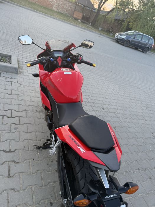 Продаж  Honda  SBR 400p