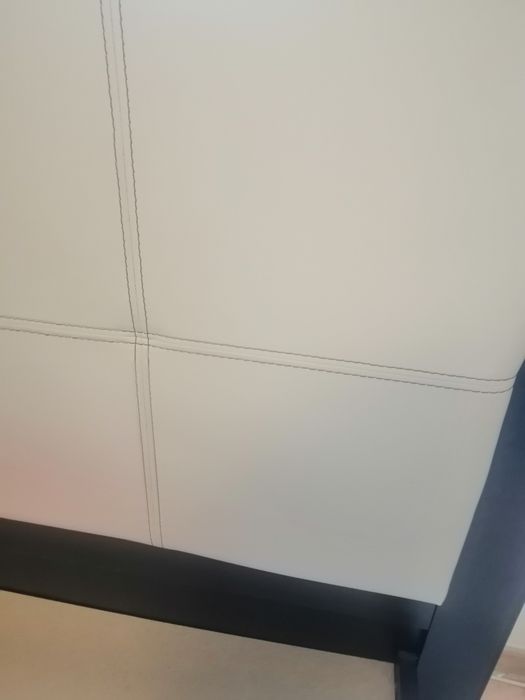 Łóżko sypialniane