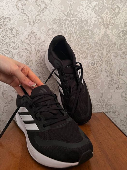 Чоловічі кросівки adidas