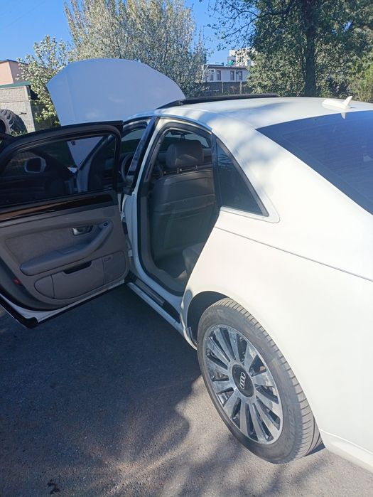 Ауді А8 Д3 2006 р 4.2 BFM