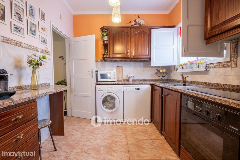 Moradia T6+1, a 1 km da Praia, mobilada e equipada, na Figueira da Foz