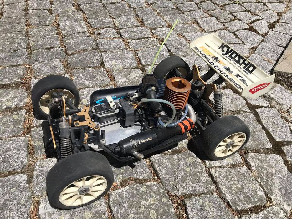 Carro Telecomandado - Kyosho Inferno MP 7.5 Penafiel • OLX.pt