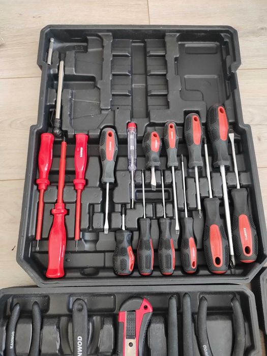 Narzędzia z walizką