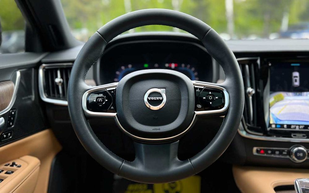 Volvo V90 Cross Country 2022