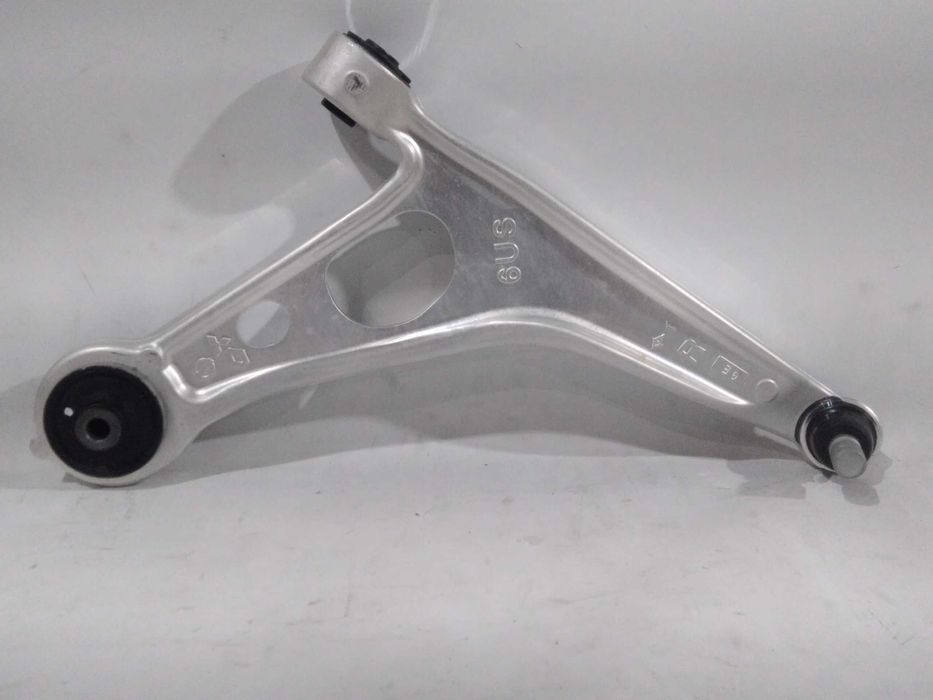 Ричаги передні Mitsubishi Outlander 2022-2024