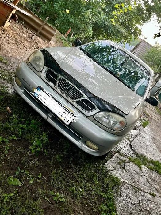 Продам Ланос 1,5,Поляк, мотор 1,6,рік випуску 2002