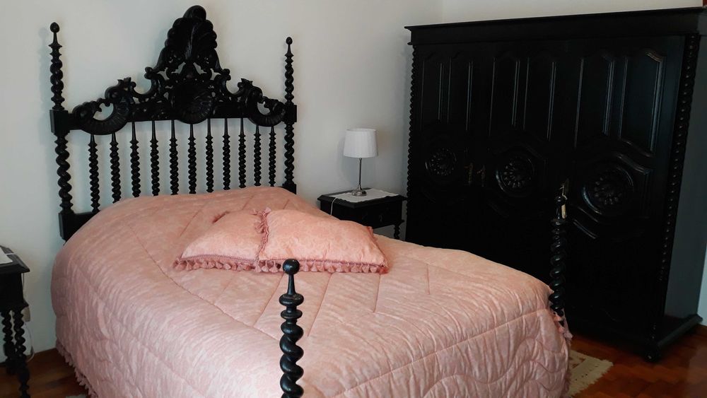 Mobília quarto clássica cor preta