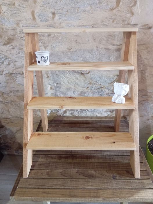 Expositores em madeira