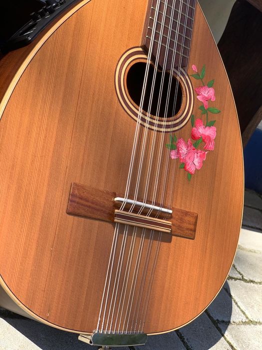 Alaúde Guitarra Alhambra Mod. L2C OP Amplificado