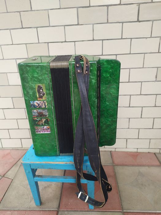 Продам баян Тула 205.