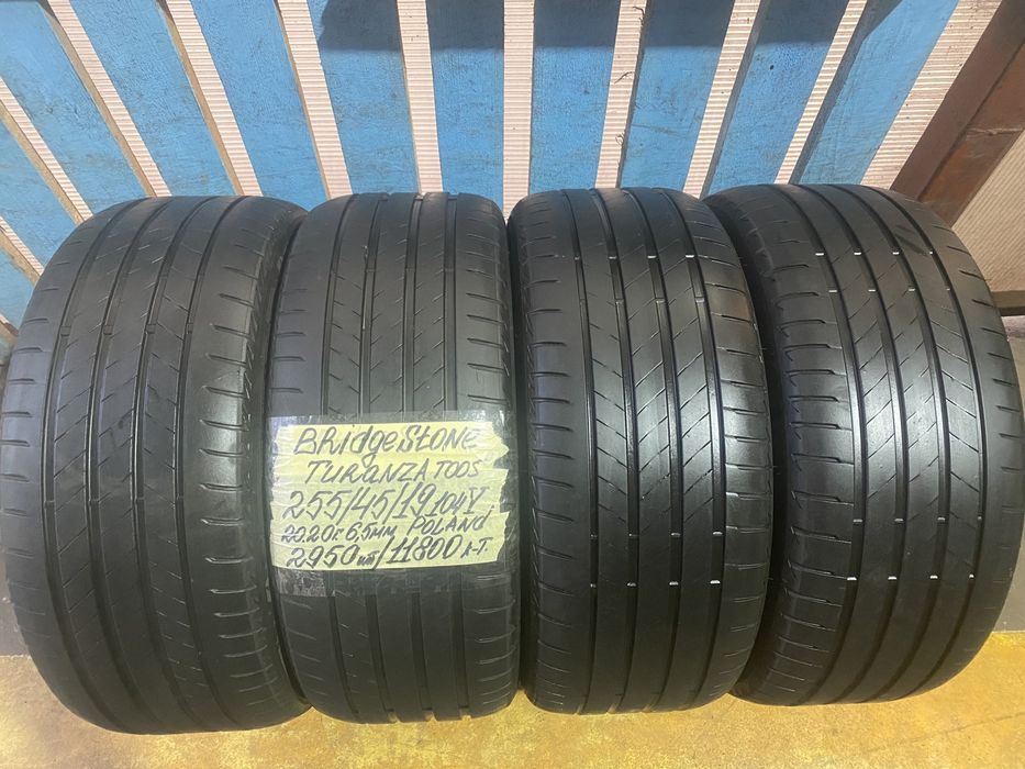 255/45/19(104Y)2020r. Bridge Stone Turanza T001.