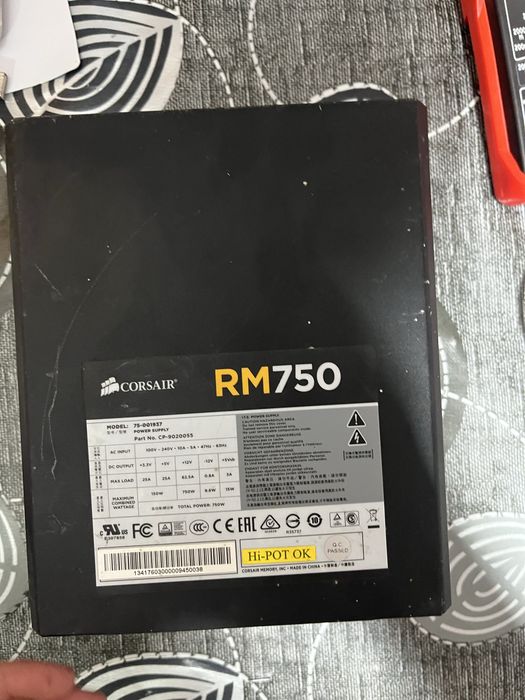 Модульний блок живлення Corsair RM750 750W Gold (Під відновлення/На запчастини)