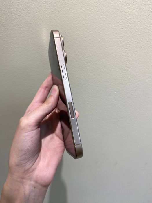 Apple iPhone 16 Pro 256GB Desert Titanium