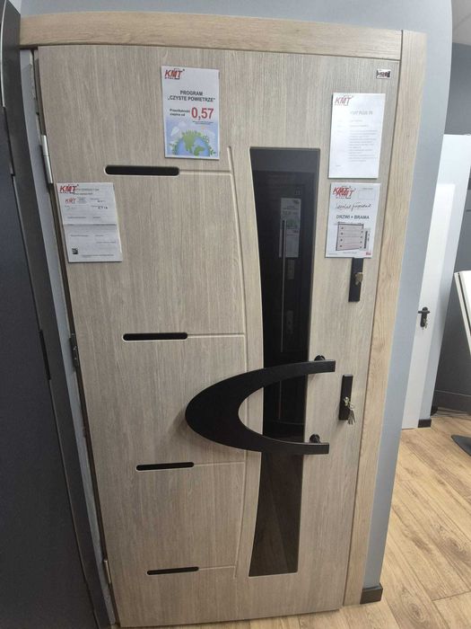 Drzwi zewnętrzne stalowe KMT 75 Perfect Glass 90Lewe