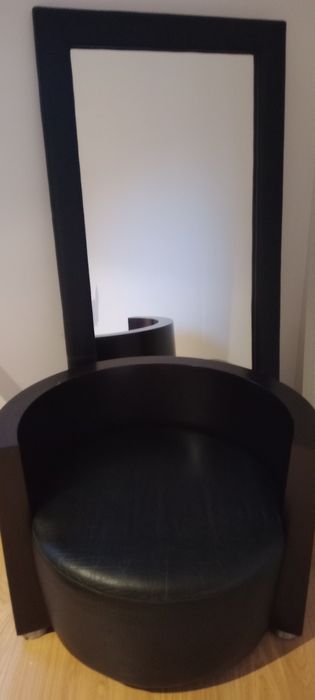 Cadeira Circular Wengue Decoração