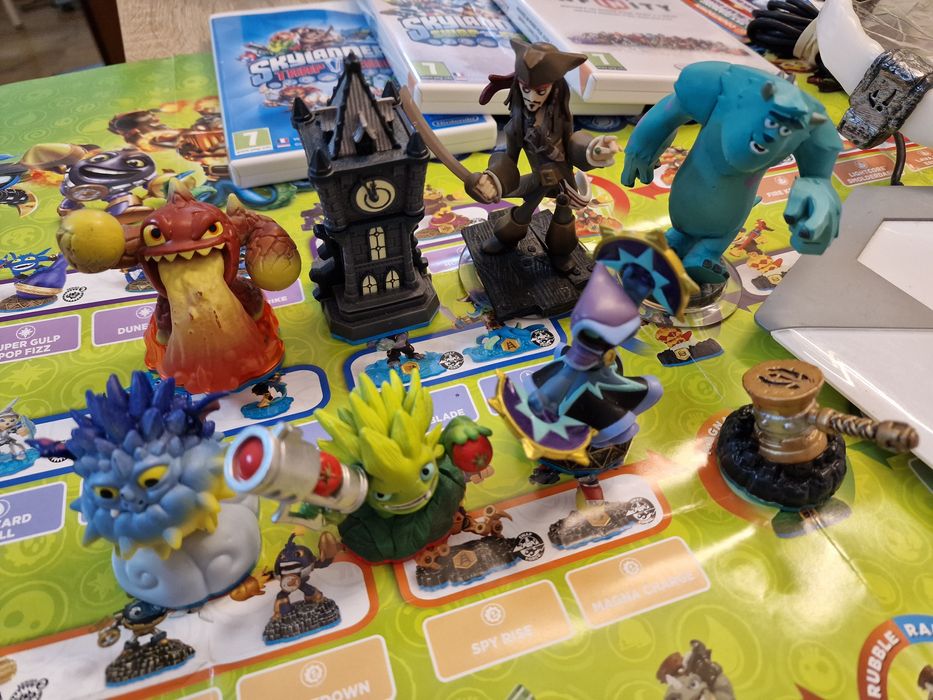 Mega Lote Wii: Skylanders + Disney Infinity + Portais + Figuras