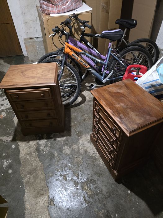 2 Mesinhas de cabeceira