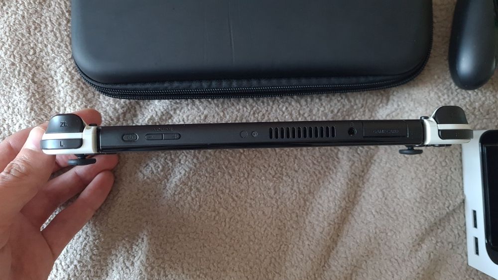 Nintendo Switch Oled z grą
