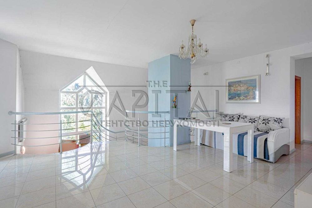 Терміново! Продаж будинку, 400м2, 12 сот. ділянка, Гнідин