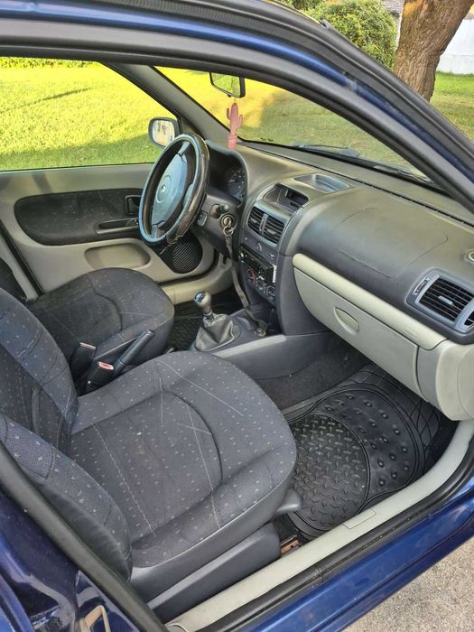 Renaul Clio 2 1.2I