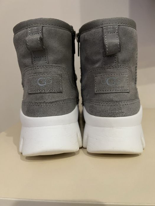 UGG жіночі зимові