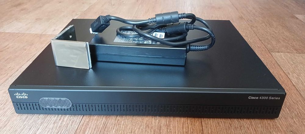 Cisco ISR 4321-K9 V04