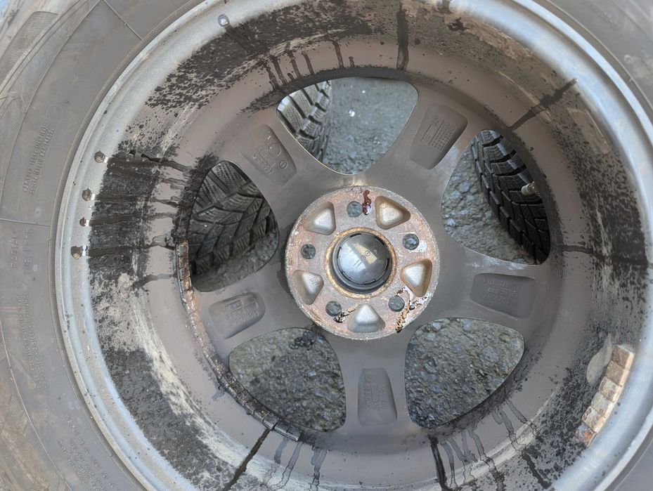 Komplet kół CMS Ford Kuga 6,5jx16 et50 215/65 r16 goodyear zima