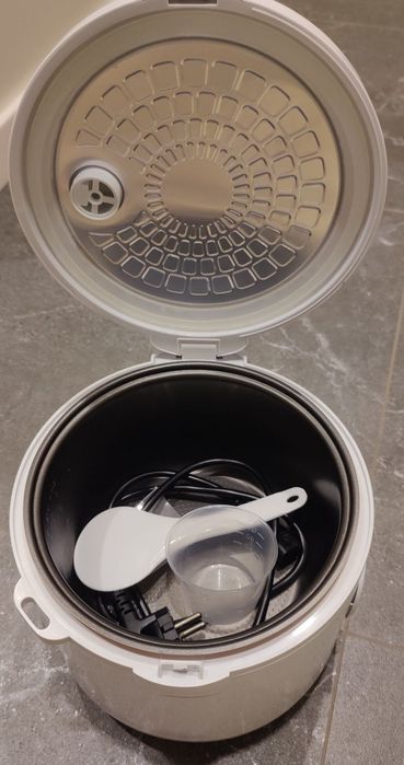 REISHUNGER Szybkowar do ryżu i parowar z powłoką zapobiegającą przywie