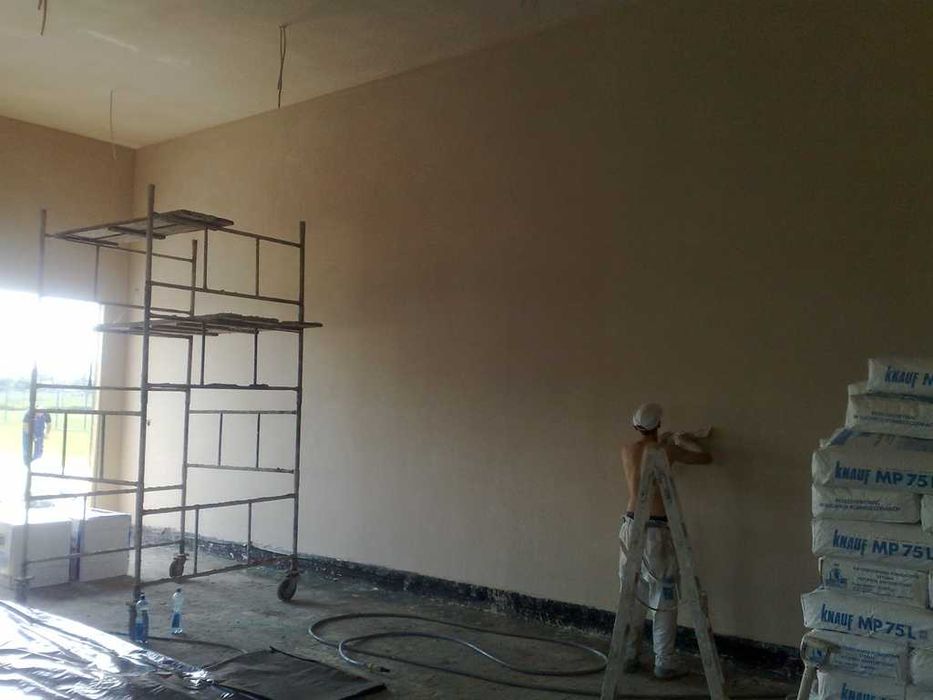 TYNKI MASZYNOWE , gipsowe , cementowo-wapienne ,  Kujawsko-Pomorskie