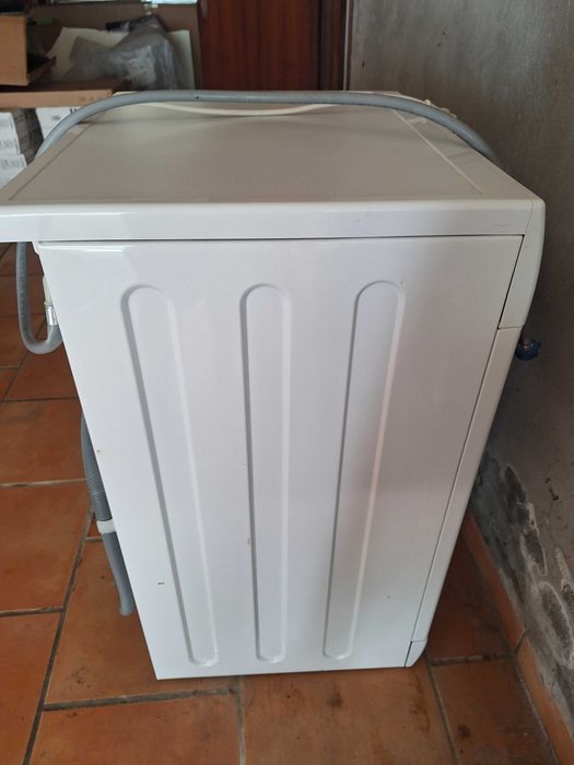 Maquina de lavar roupa