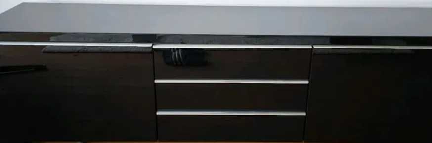 Movel TV IKEA Besta Burs Preto Brilhante