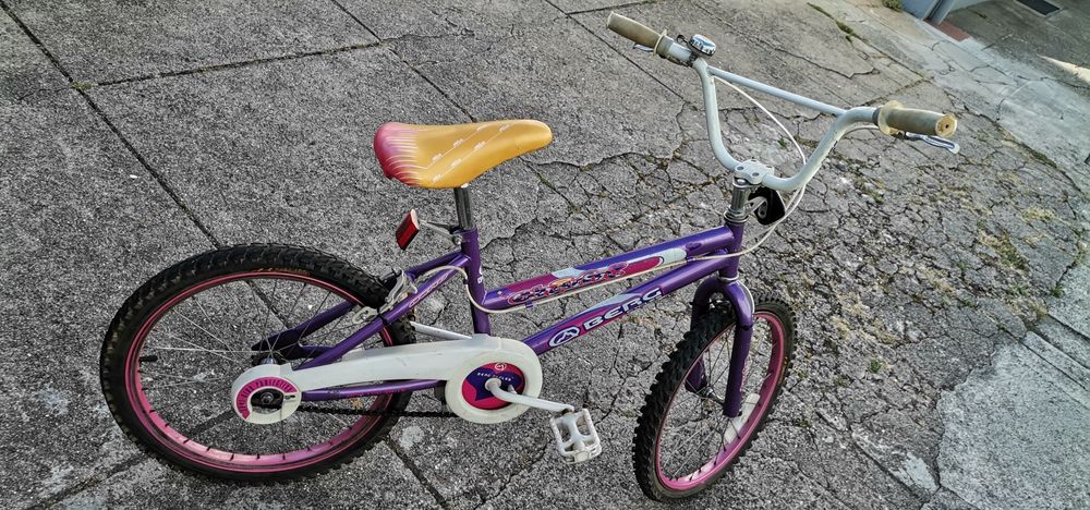 Vendo bicicleta criança