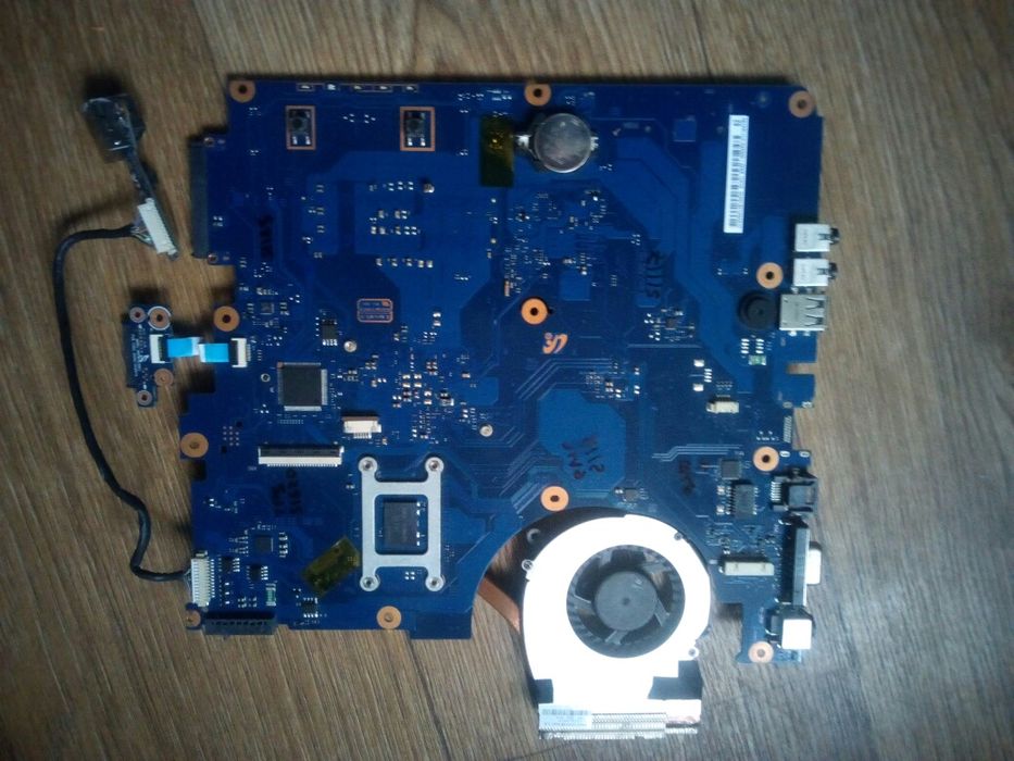 Maтеринская плата ноутбука samsungRV520  SCALA-15UL(комплект)
