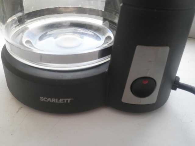 капельная кофеварка Scarlett SC-038
