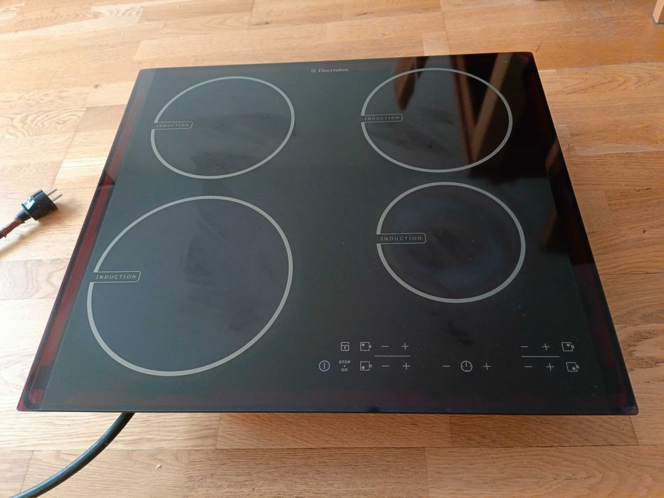 Płyta indukcyjna Electrolux EHD 60020P stan bardzo dobry