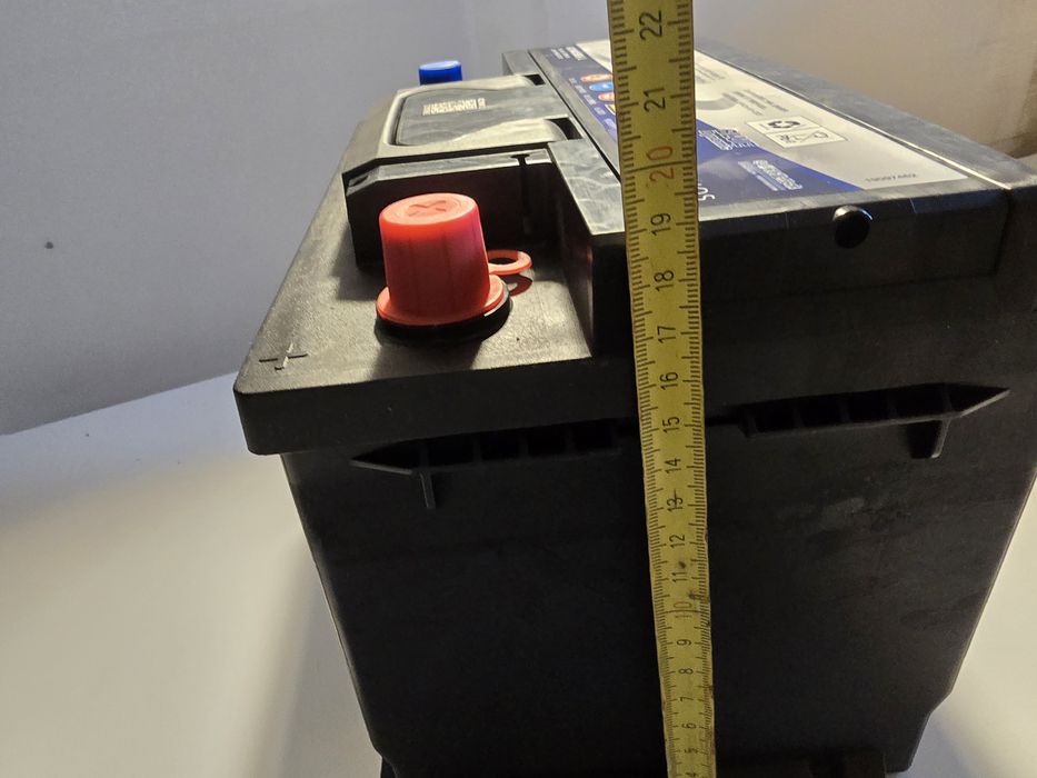 Sprzedam akumulator rozruchowy Warta